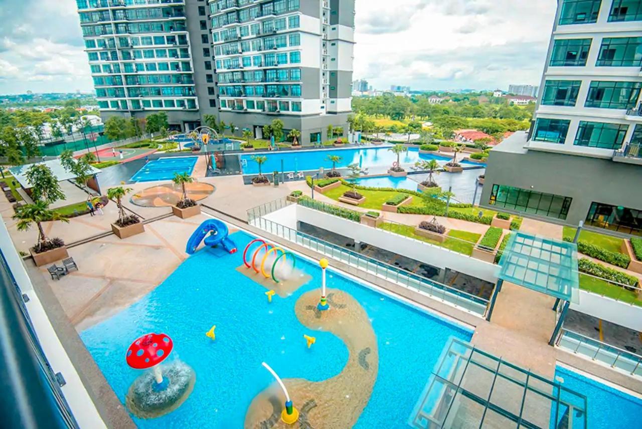 Molek Regency *